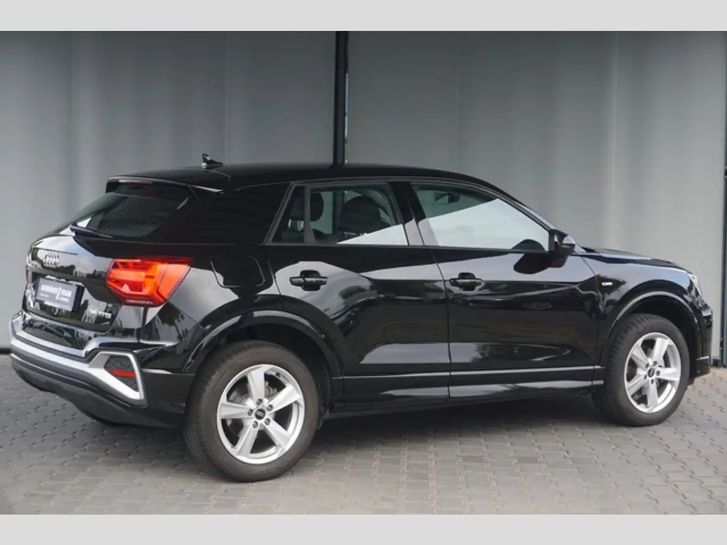 Audi Q2 35 TFSI S tronic S line Navi Matrix Virtual ACC Schwarz - 2