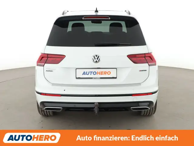 Volkswagen Tiguan Allspace view 5
