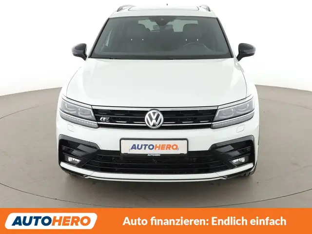 Volkswagen Tiguan Allspace view 9