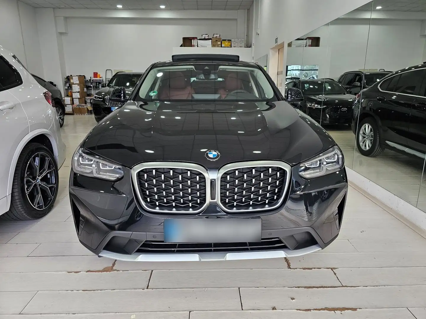 BMW X4 Tetto CockpitPro FullLED LuceAmbientale CarPlay Чорний - 2