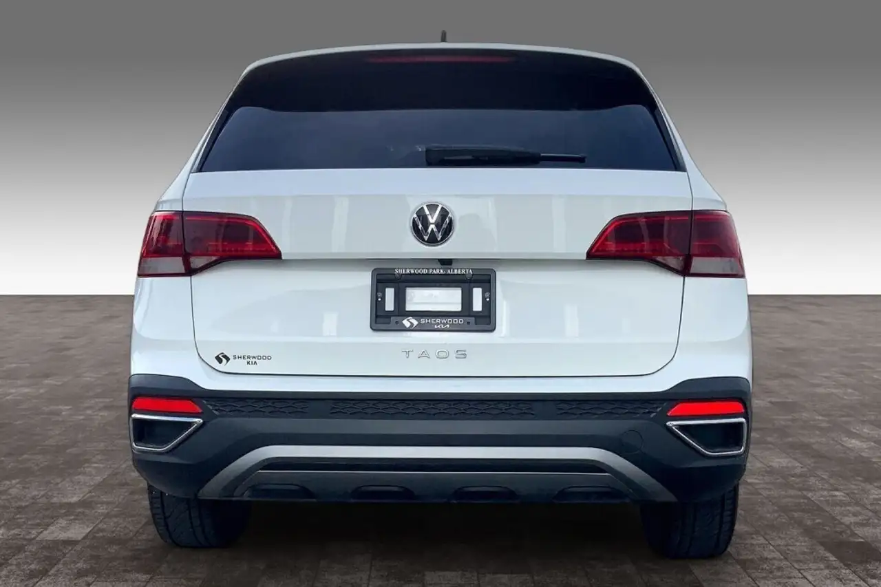 Volkswagen Taos photo Volkswagen Taos