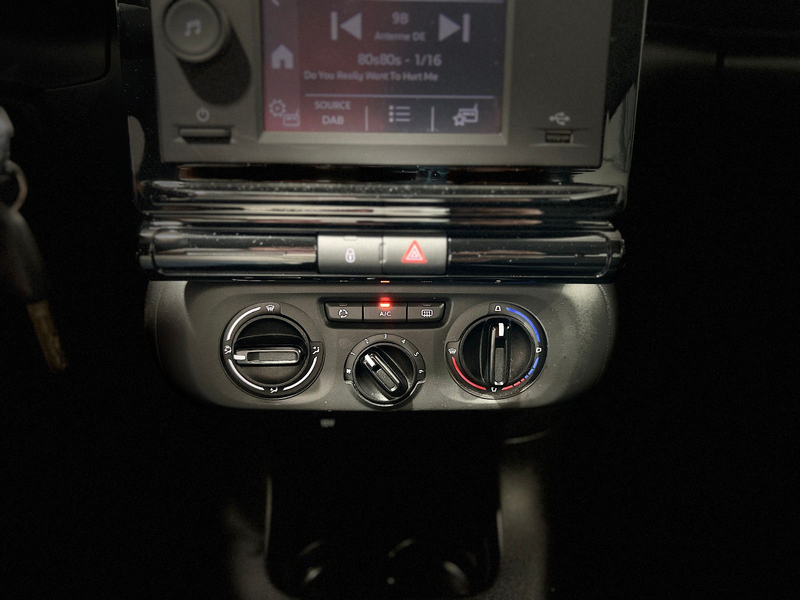 Citroen C3 1.2 **Klima*SHZ*DAB*LED*BT*Temp** — photo 13
