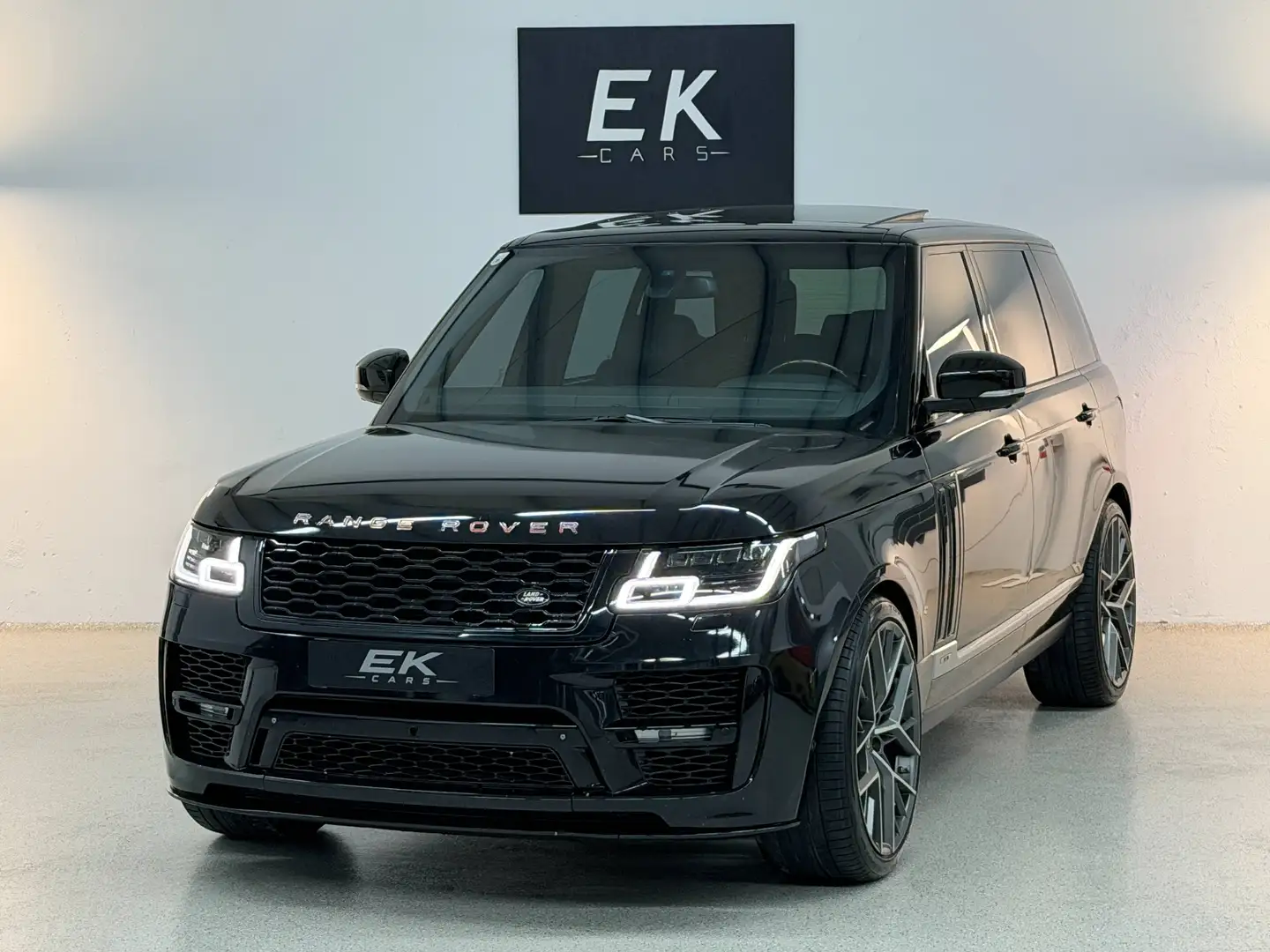Land Rover Range Rover 5,0 SVR V8 Autobiography *LUFT* *MERIDIAN* *PANO* Schwarz - 1
