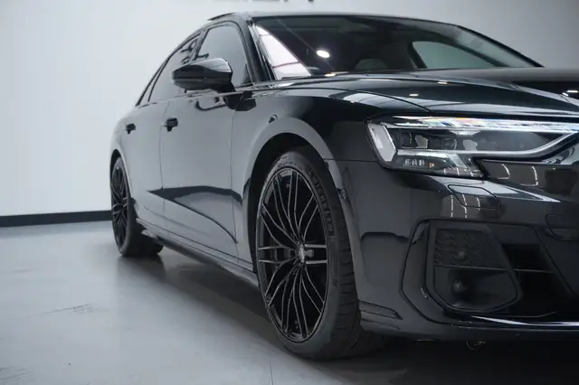 Audi A8 view 15