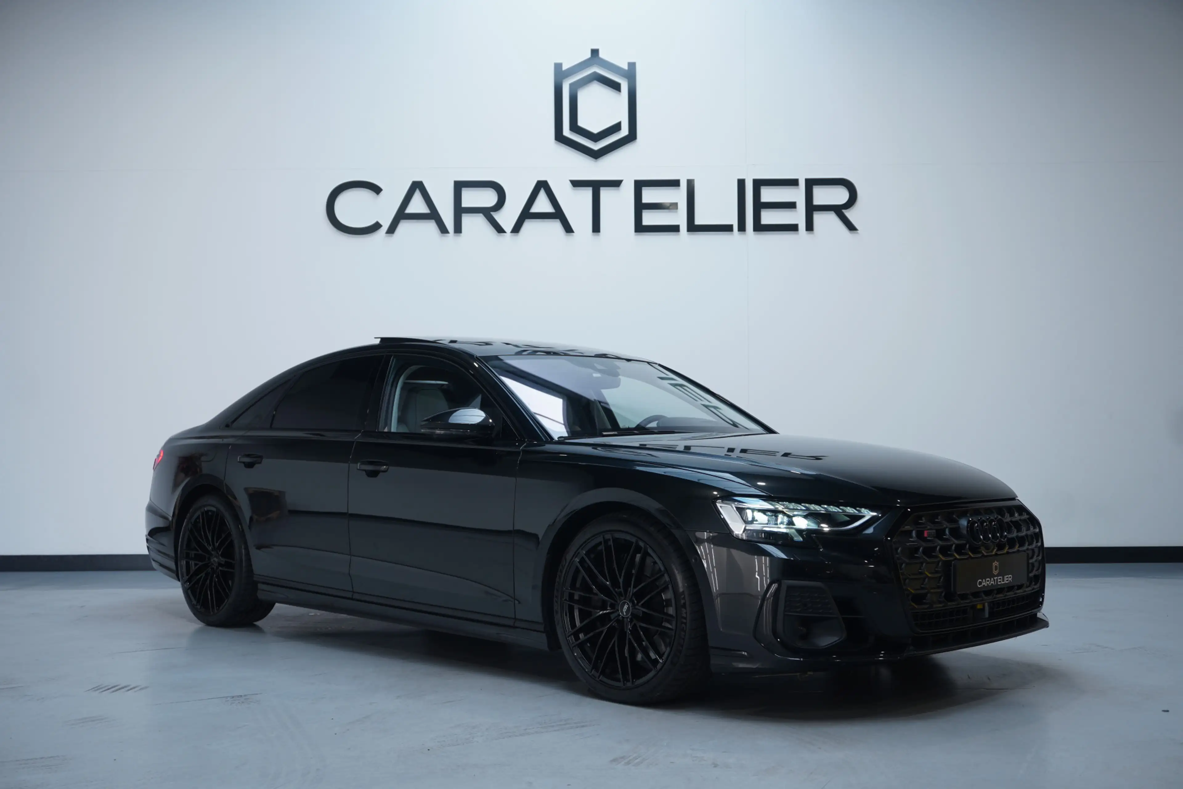 Audi A8 4.0 TFSI S8 Quattro / ABT / Audi-Exclusive / BTW a — photo 6