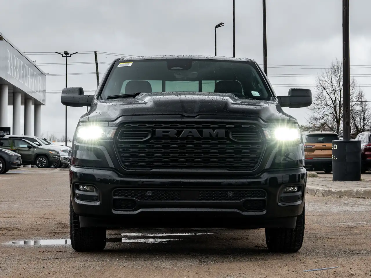 RAM 1500 снимка RAM 1500