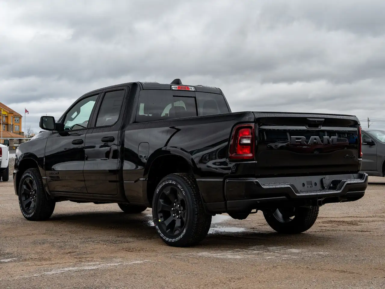 RAM 1500 снимка RAM 1500