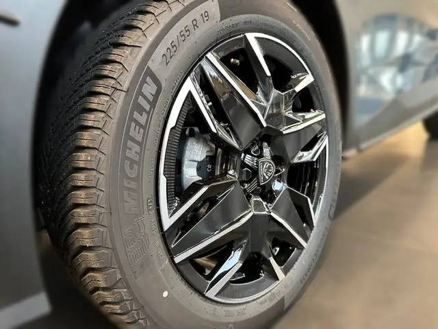 Peugeot 3008 view 8