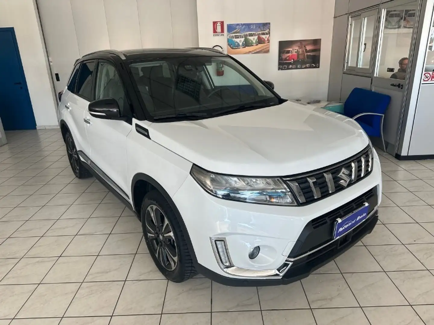 Suzuki Vitara Vitara 1.4 Hybrid 4WD AllGrip Top Bianco - 2