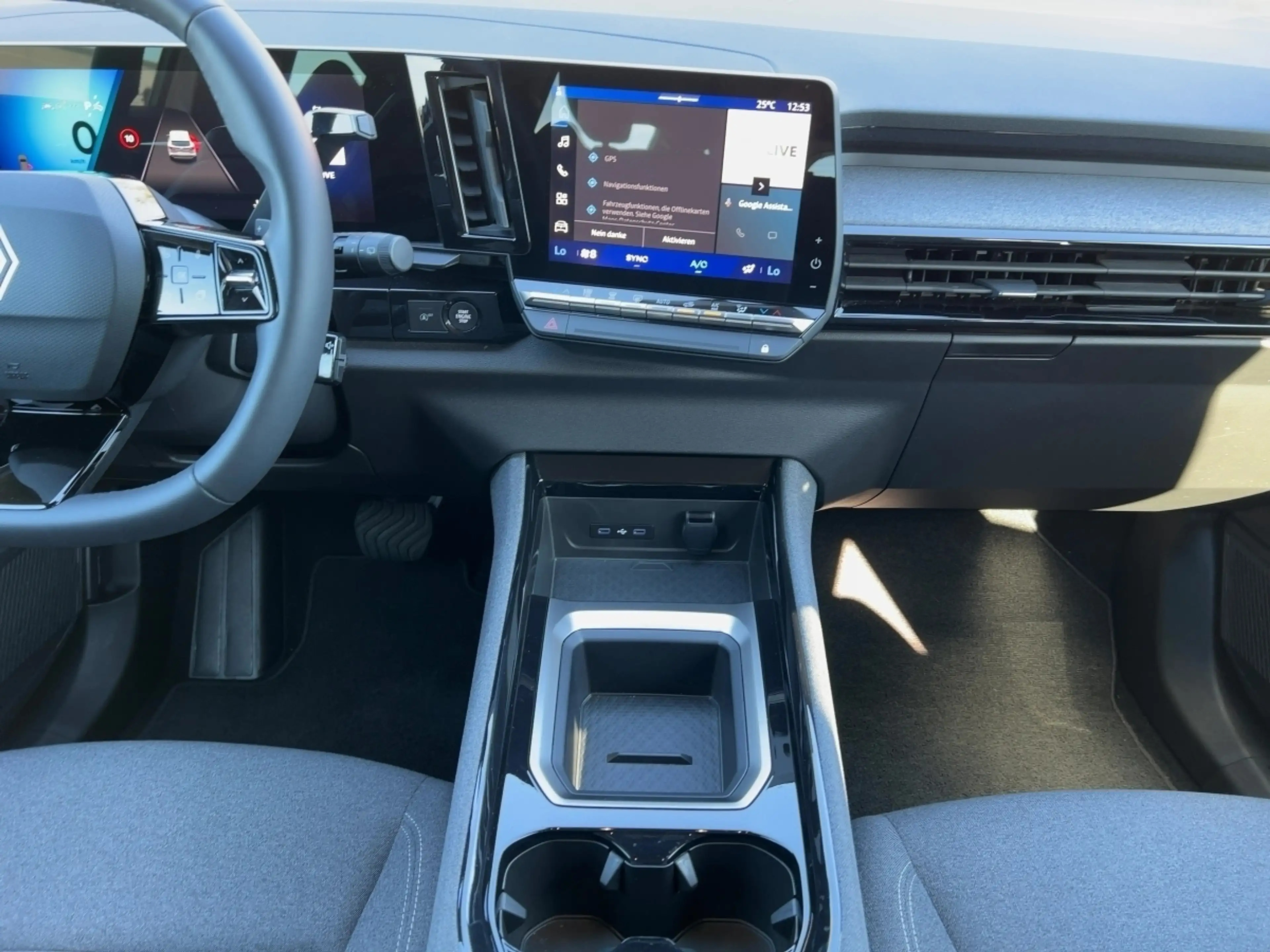Renault Austral EVOLUTION TCe 160 AUTOMATIK RÜCKFAHRKAMERA — photo 12