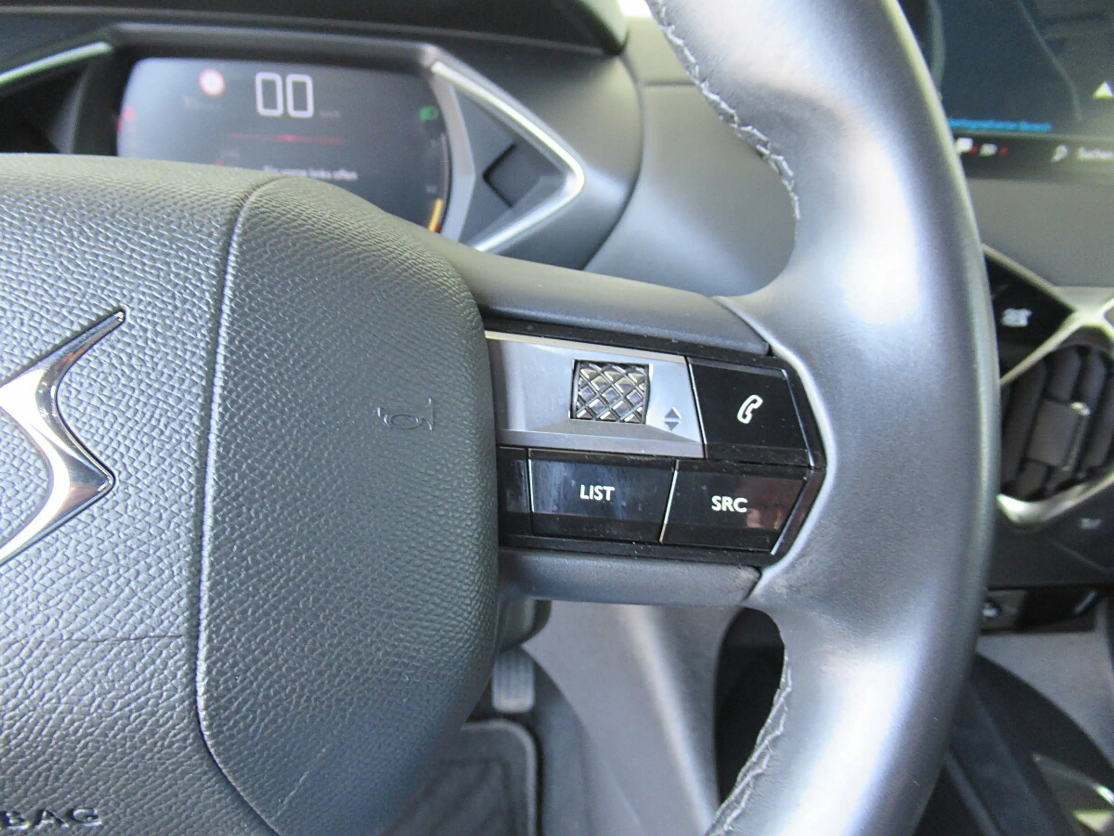 DS Automobiles DS 3 DS3 Crossback PT 100 Bastille *Navi *Tempomat *... — photo 11
