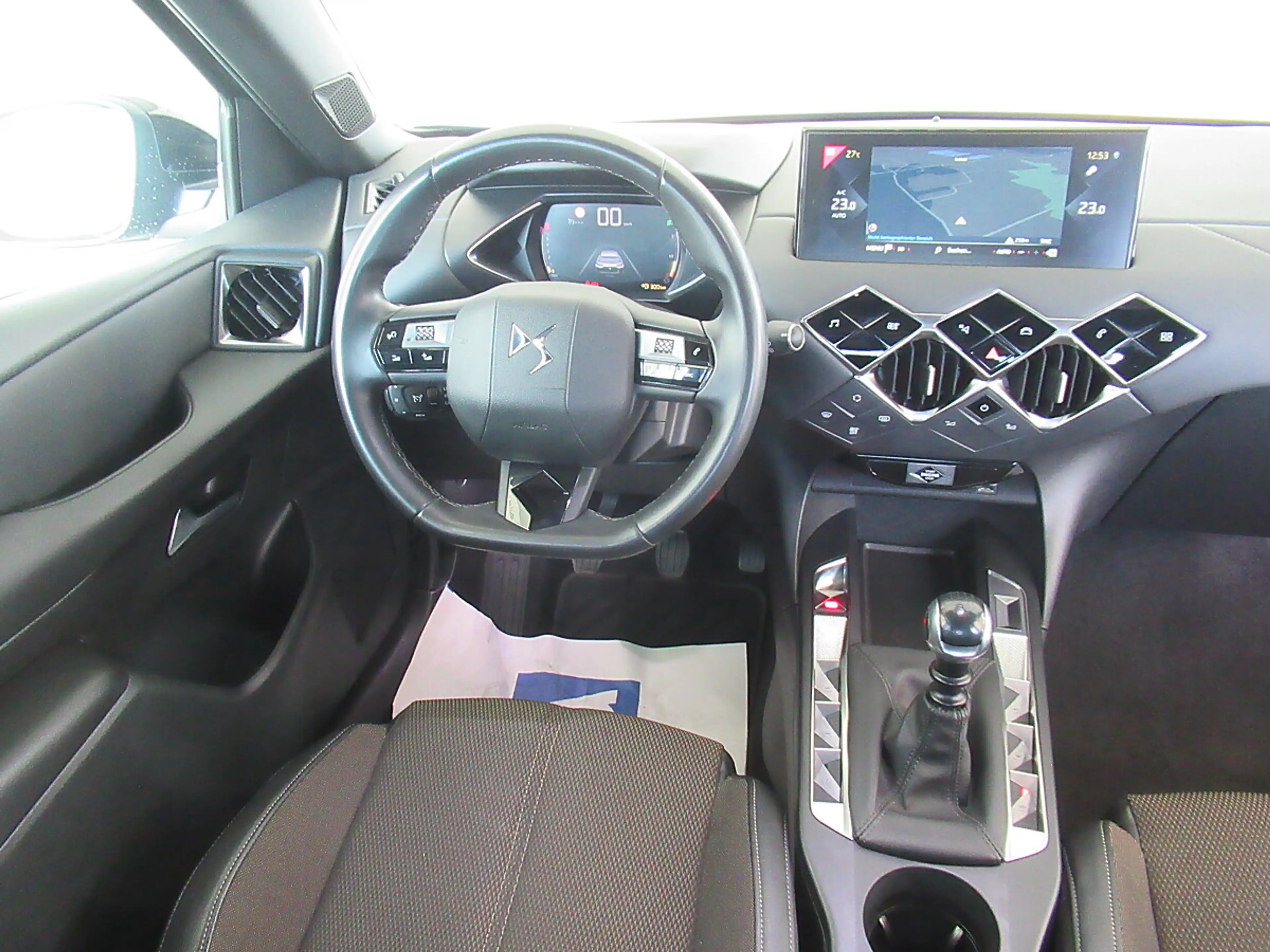 DS Automobiles DS 3 DS3 Crossback PT 100 Bastille *Navi *Tempomat *... — photo 9