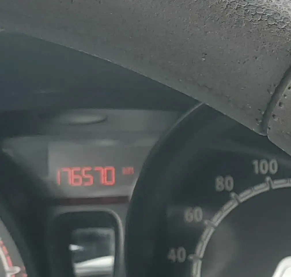 Ford Fiesta 3 portes — photo 12