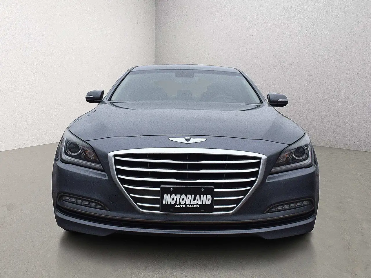 Hyundai Genesis снимка Hyundai Genesis