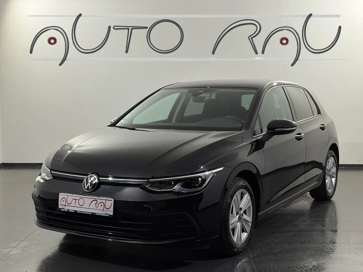 Volkswagen Golf 8 Limo. 1.5 TSI Life *IQ.Light*NAVI*RFK* Schwarz - 1