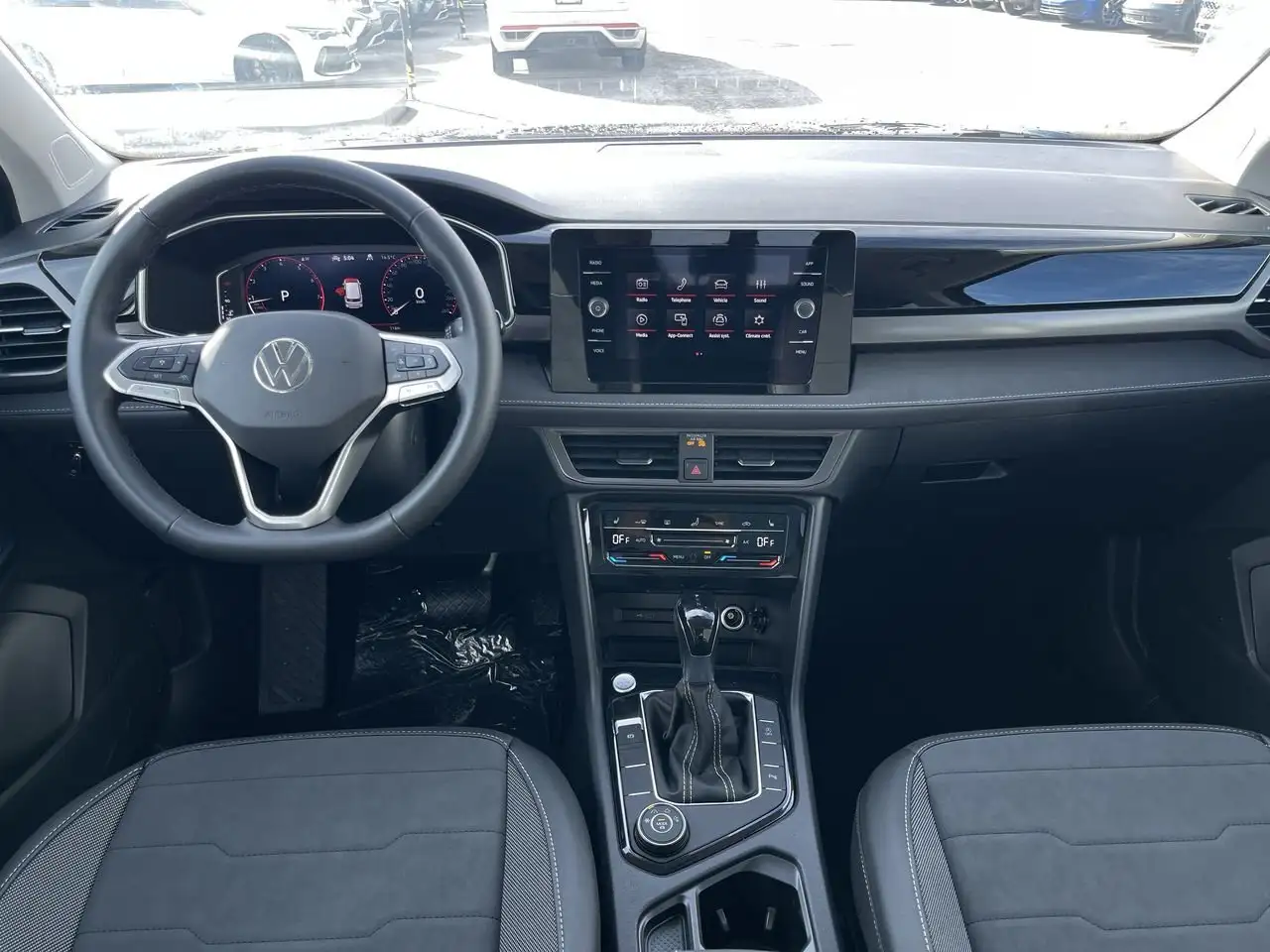 Volkswagen Taos снимка Volkswagen Taos