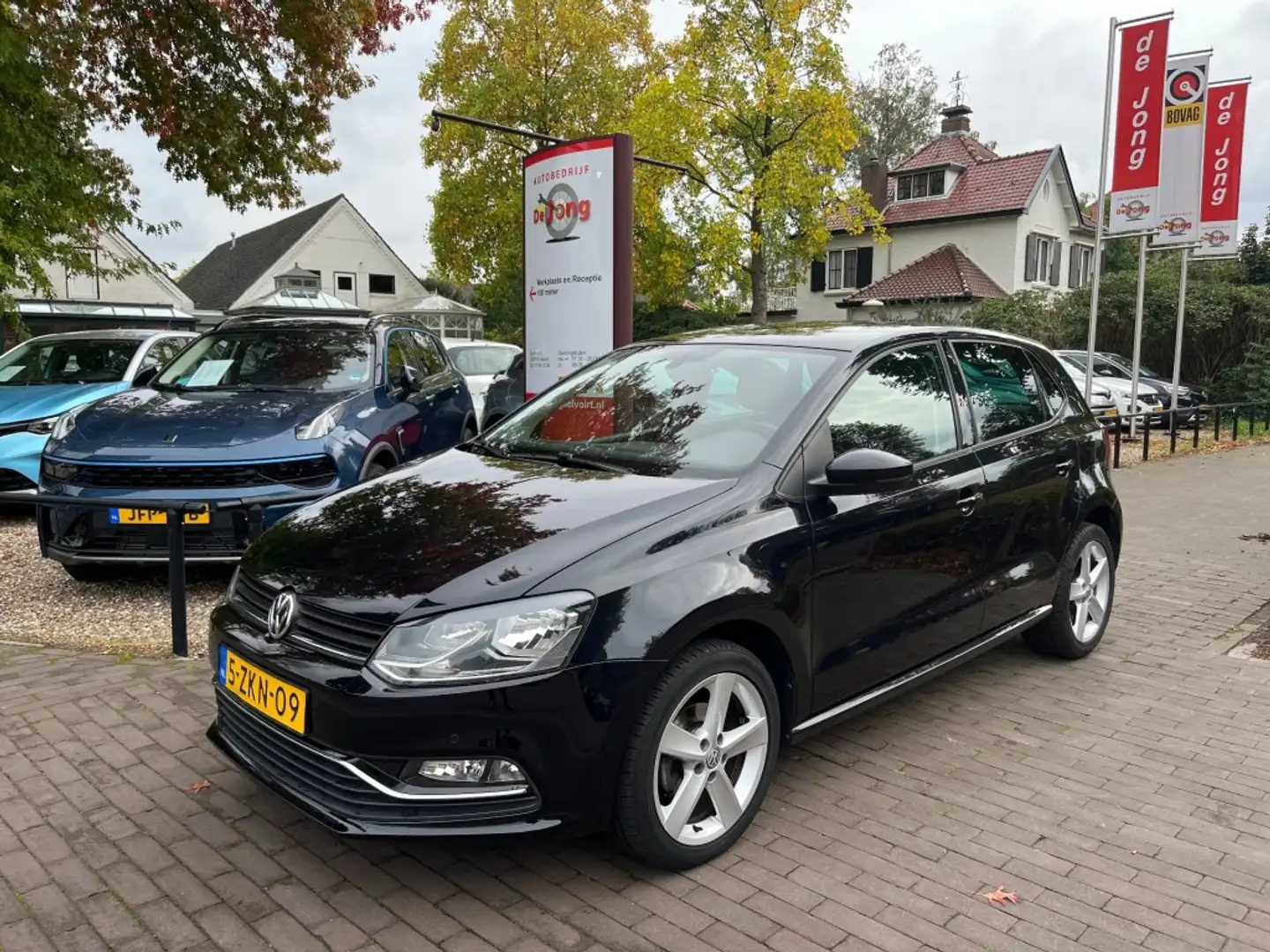 Volkswagen Polo 1.2 TSI HIGHLINE / NAVI / CARPLAY / CRUISE CTR. / Noir - 1