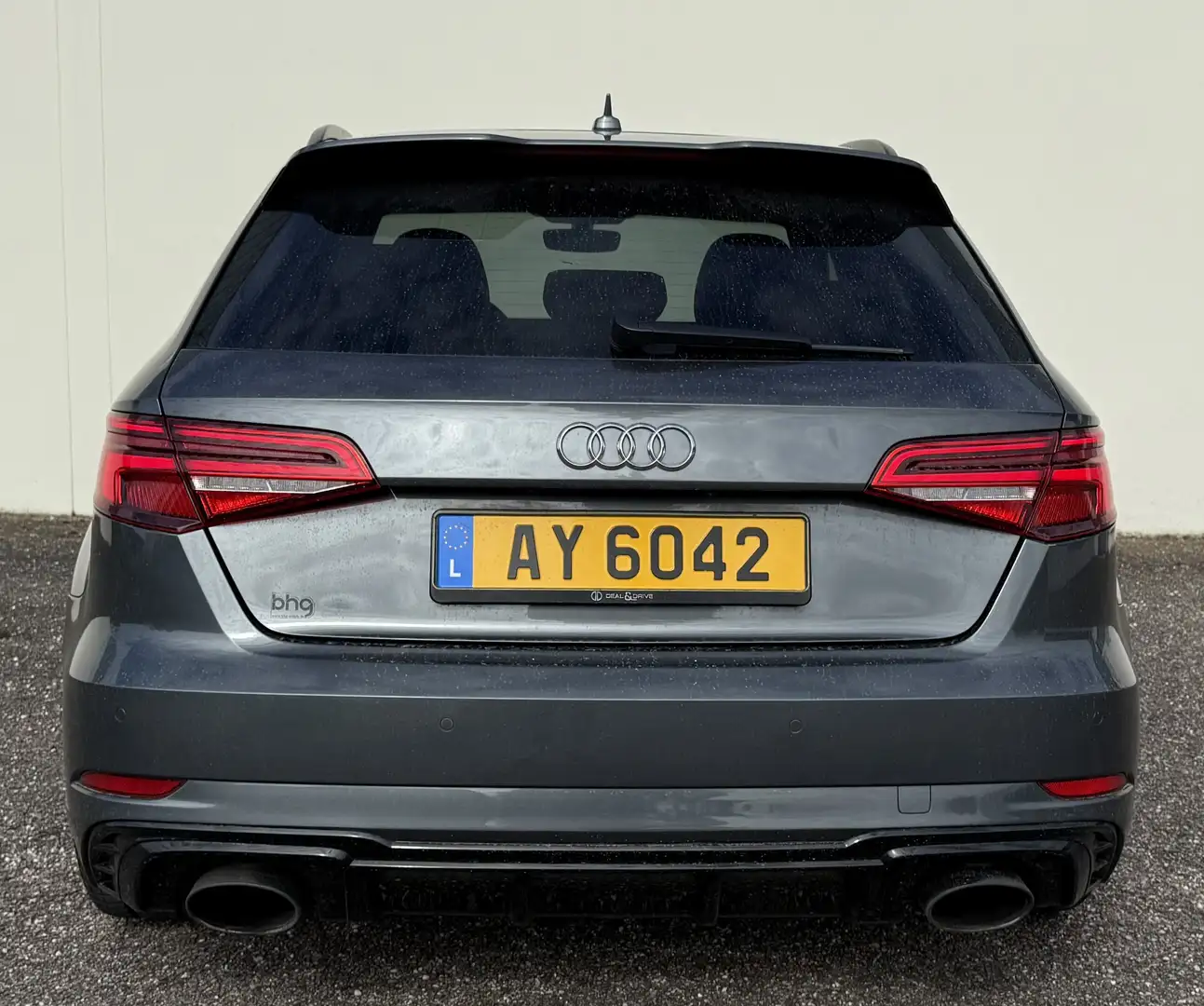 Audi RS3 Sportback 2.5 TFSI 400 S tronic 7 Quattro Gris - 2