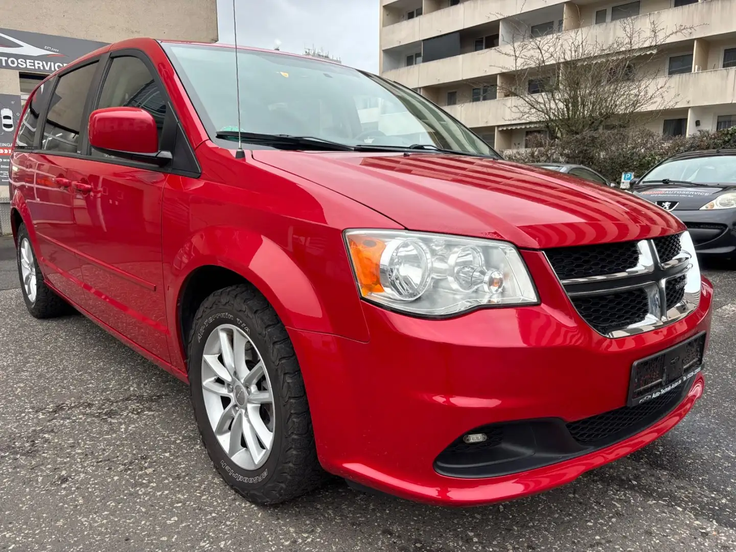 Dodge Grand Caravan 3.6 VVT * Stow n Go* 7 Sitter Rot - 2