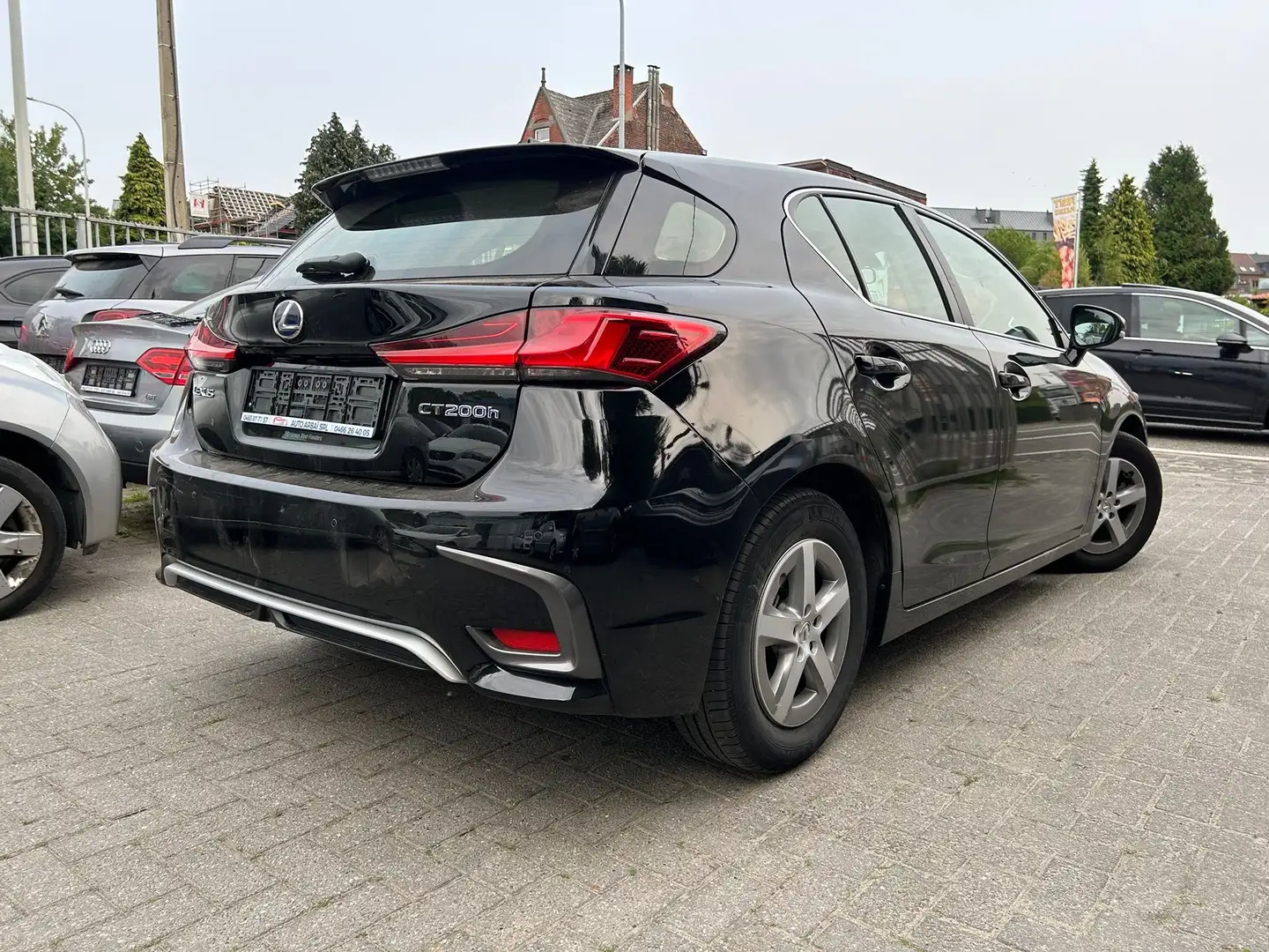 Lexus CT 200h 1.8i Privilege Line E-CVT (EU6.2) Zwart - 2