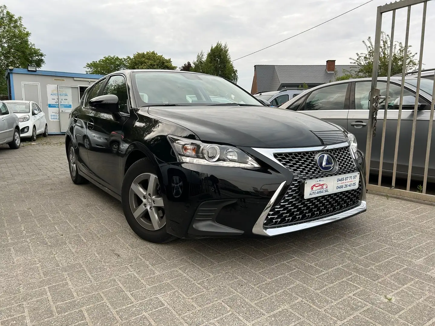 Lexus CT 200h 1.8i Privilege Line E-CVT (EU6.2) Zwart - 1