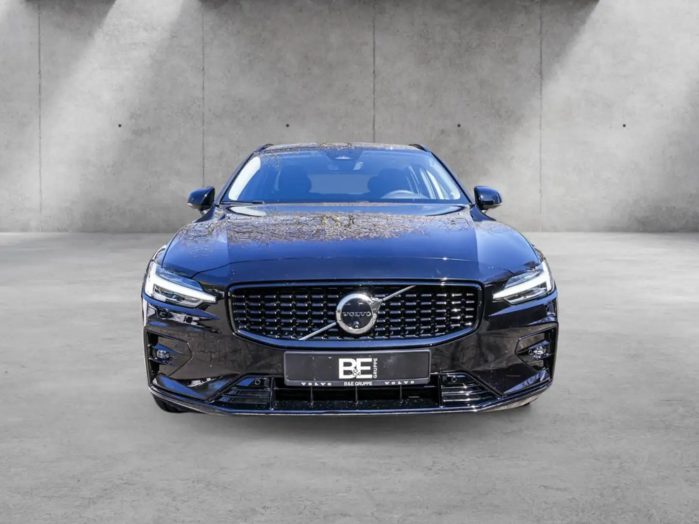 Volvo V60 B4 Plus Dark HK 360° ACC BLIS Navi SHZ LH Noir - 2