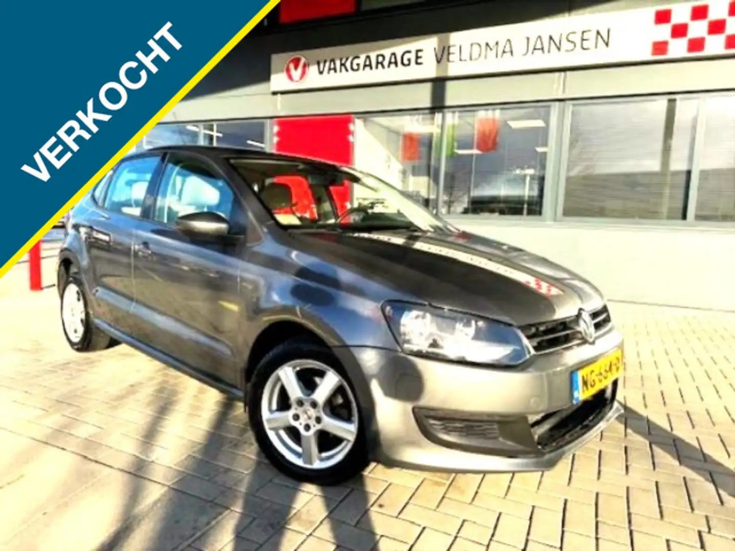 Volkswagen Polo VERKOCHT! 1.2-12V COMFORTLINE 5-DRS. + AIRCO/APPLE Gris - 1