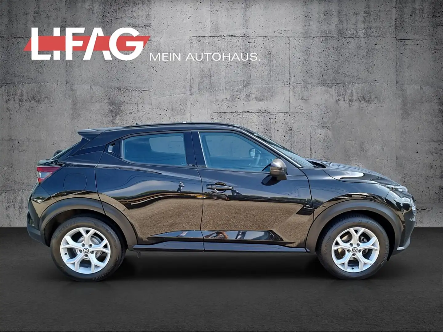 Nissan Juke 1,0 DIG-T Acenta Schwarz - 2