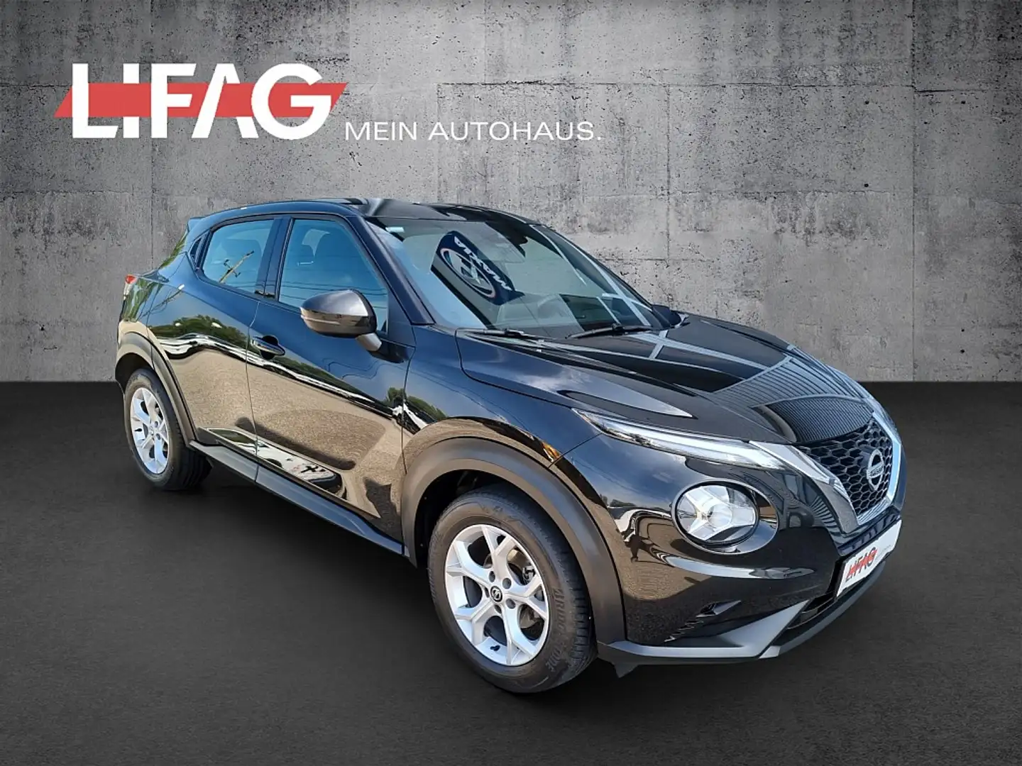 Nissan Juke 1,0 DIG-T Acenta Schwarz - 1