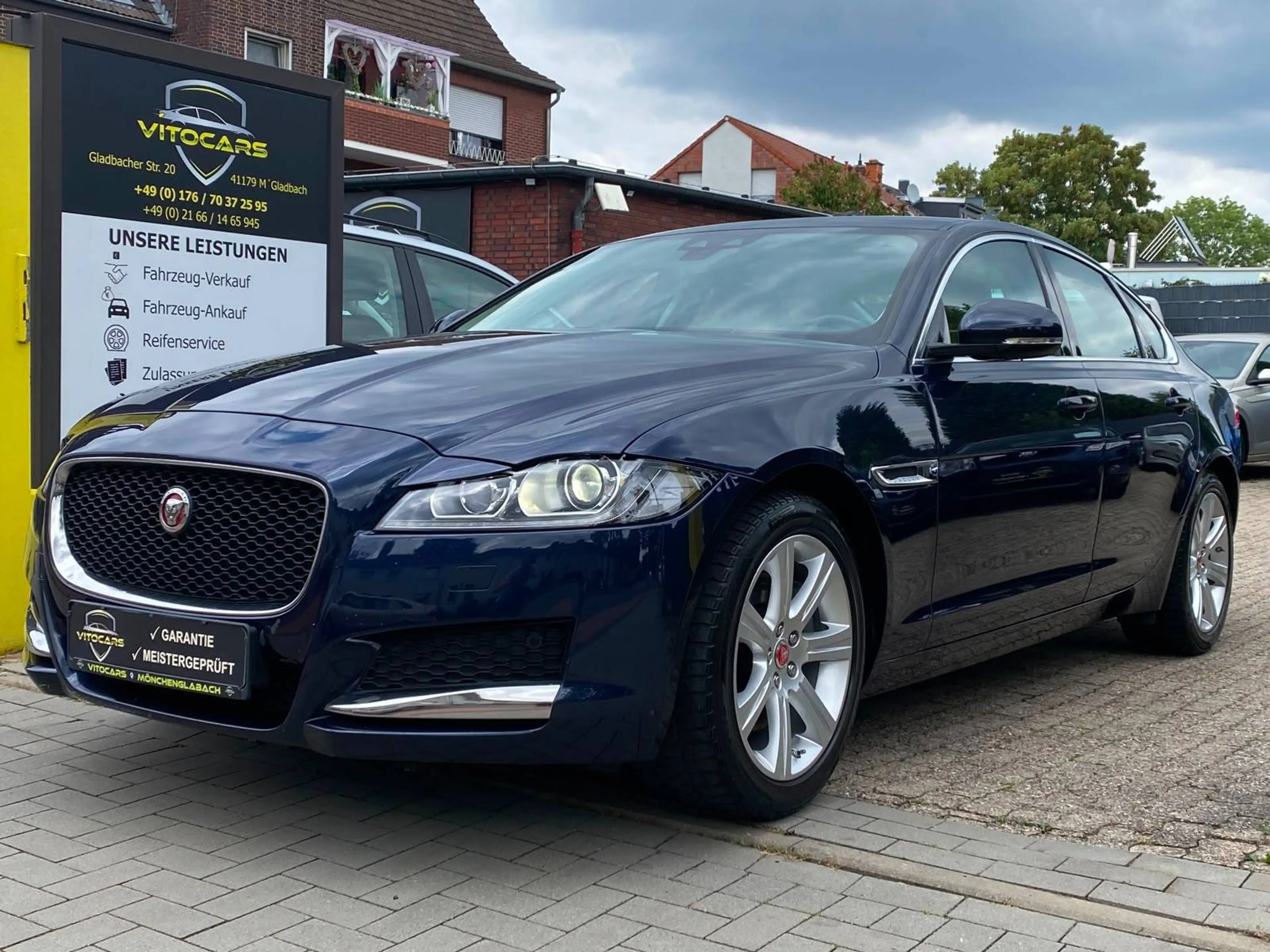 Jaguar XF Portfolio 2.5t | ab 4,99% | Garantie |