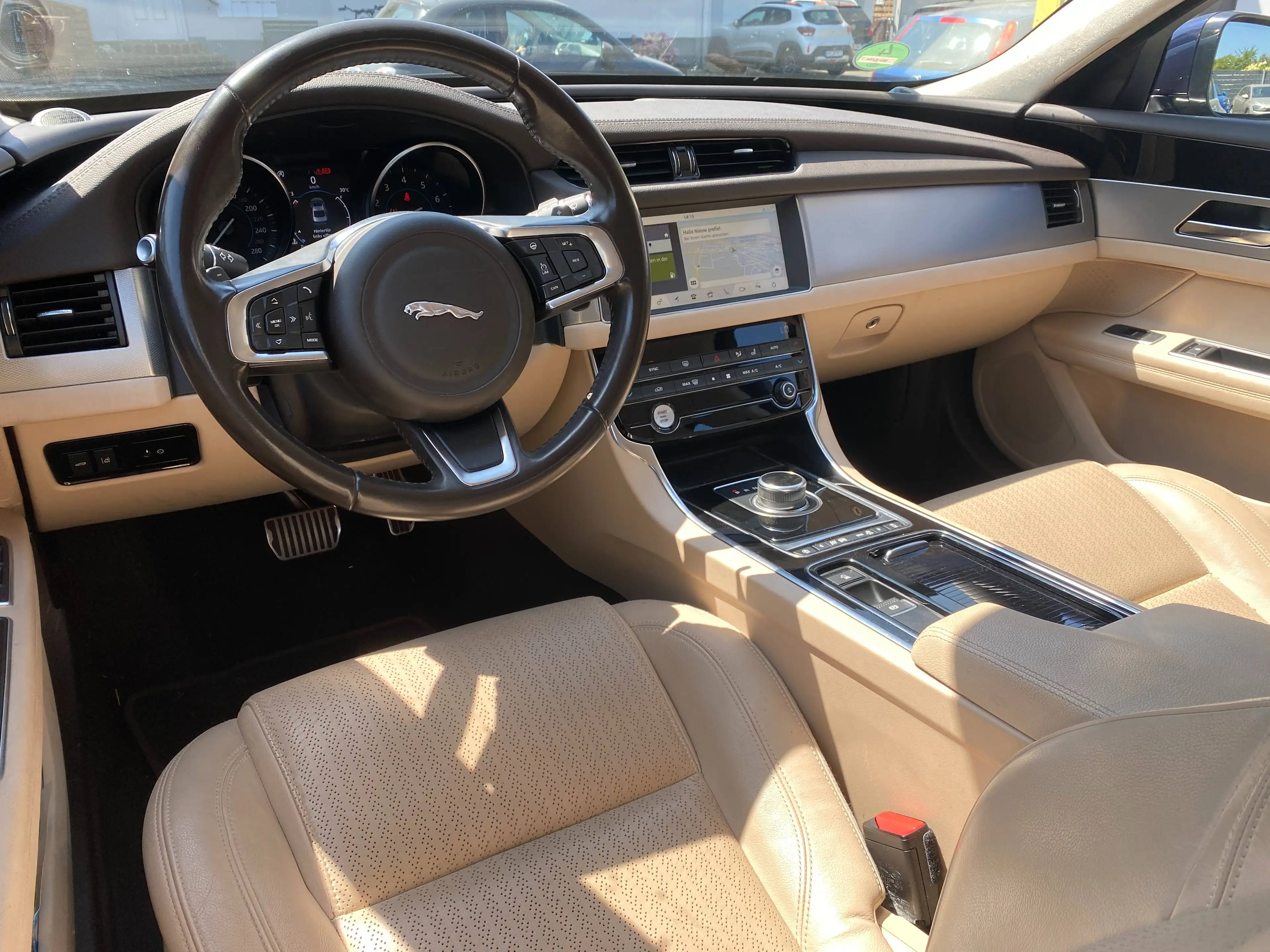 Jaguar XF Portfolio 2.5t | ab 4,99% | Garantie | — photo 13
