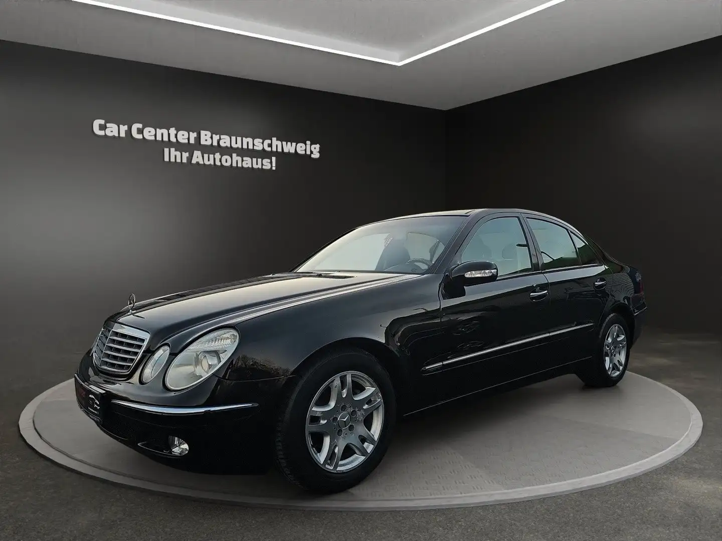 Mercedes-Benz E 200 CDI ELEGANCE+Pano+Alu+Navi Negro - 1