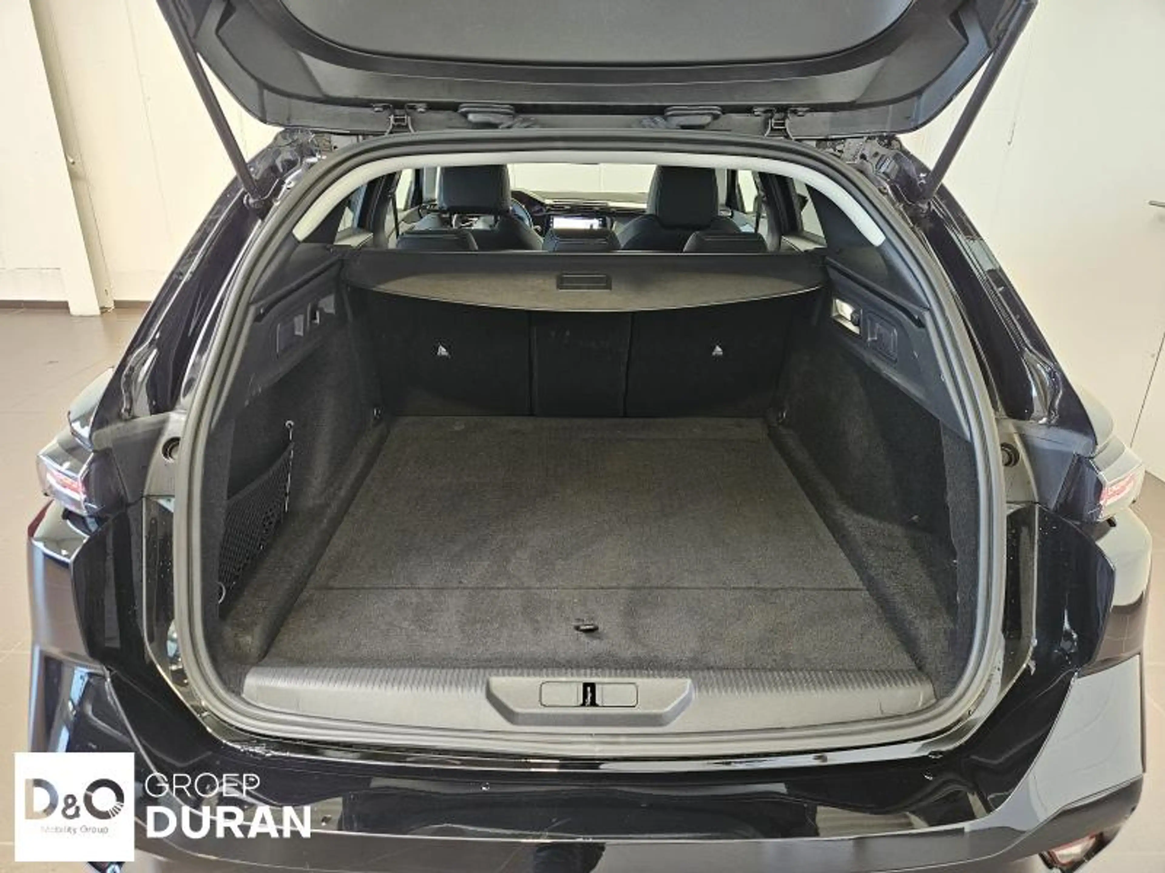 Peugeot 308 Allure 1.2 Hybrid e-dcs6 — photo 5