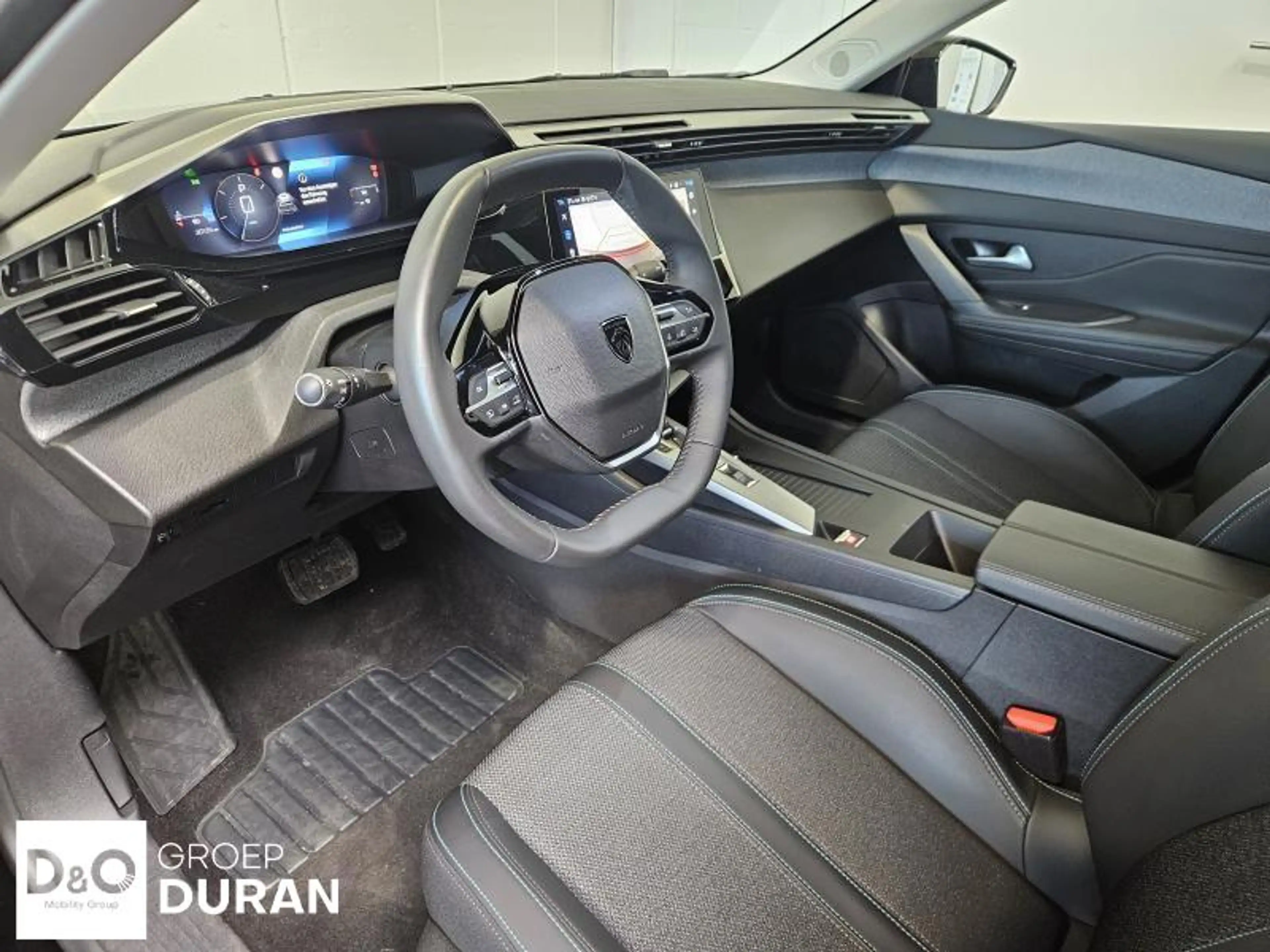Peugeot 308 Allure 1.2 Hybrid e-dcs6 — photo 10
