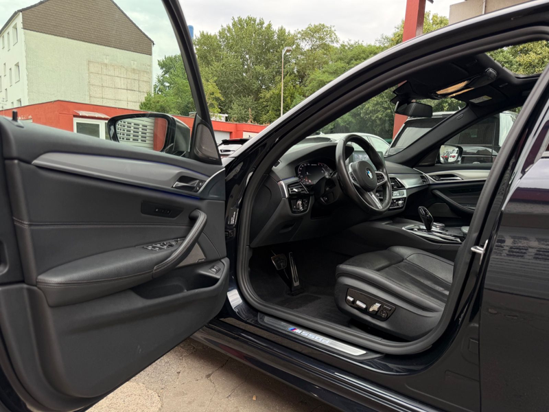 BMW 550 d xDrive GLASDACH/MEMORY/SOFT-CLOSE/HUD/ — photo 9