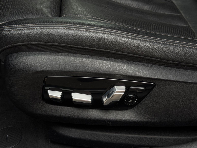 BMW 550 d xDrive GLASDACH/MEMORY/SOFT-CLOSE/HUD/ — photo 12
