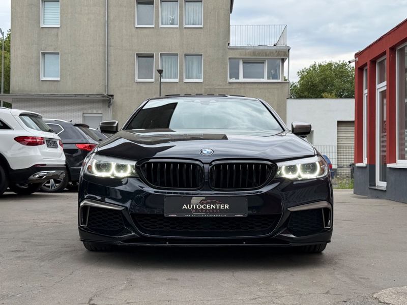 BMW 550 d xDrive GLASDACH/MEMORY/SOFT-CLOSE/HUD/ — photo 3