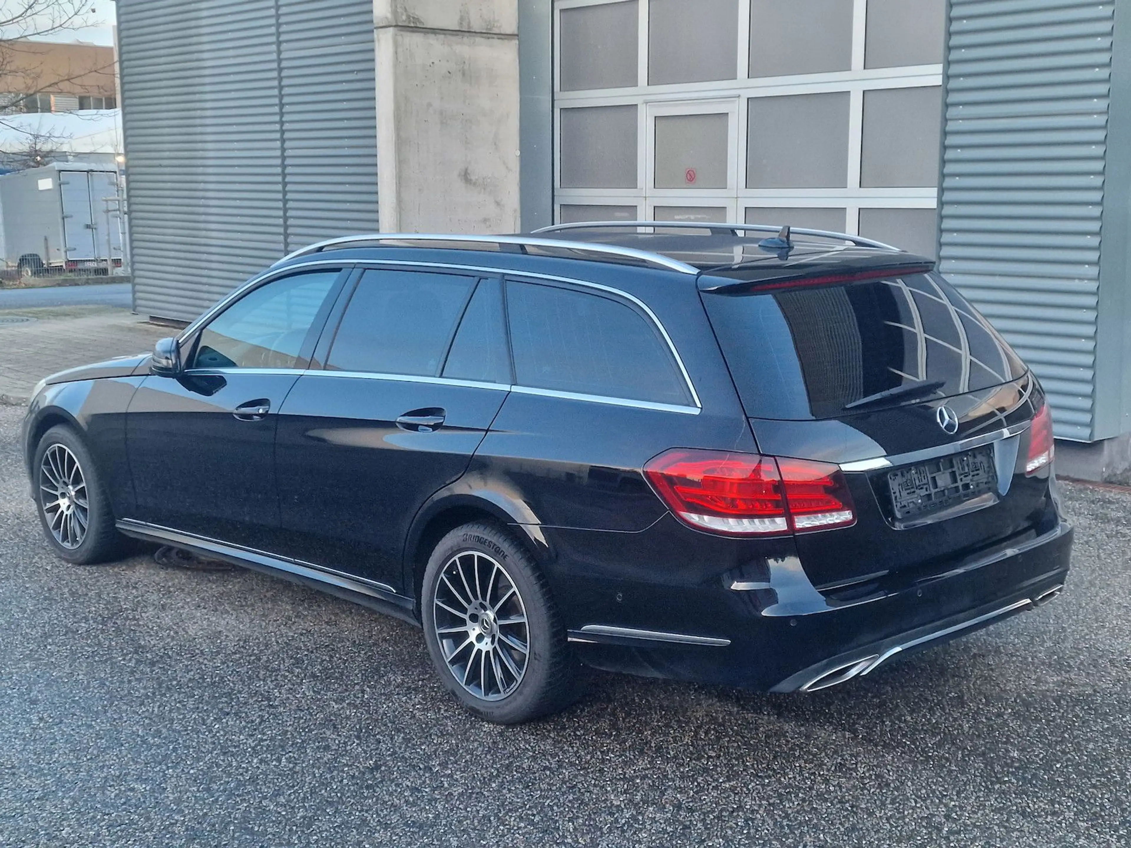 Mercedes-Benz E 250 CDI 4Matic NAVI XENON — photo 4