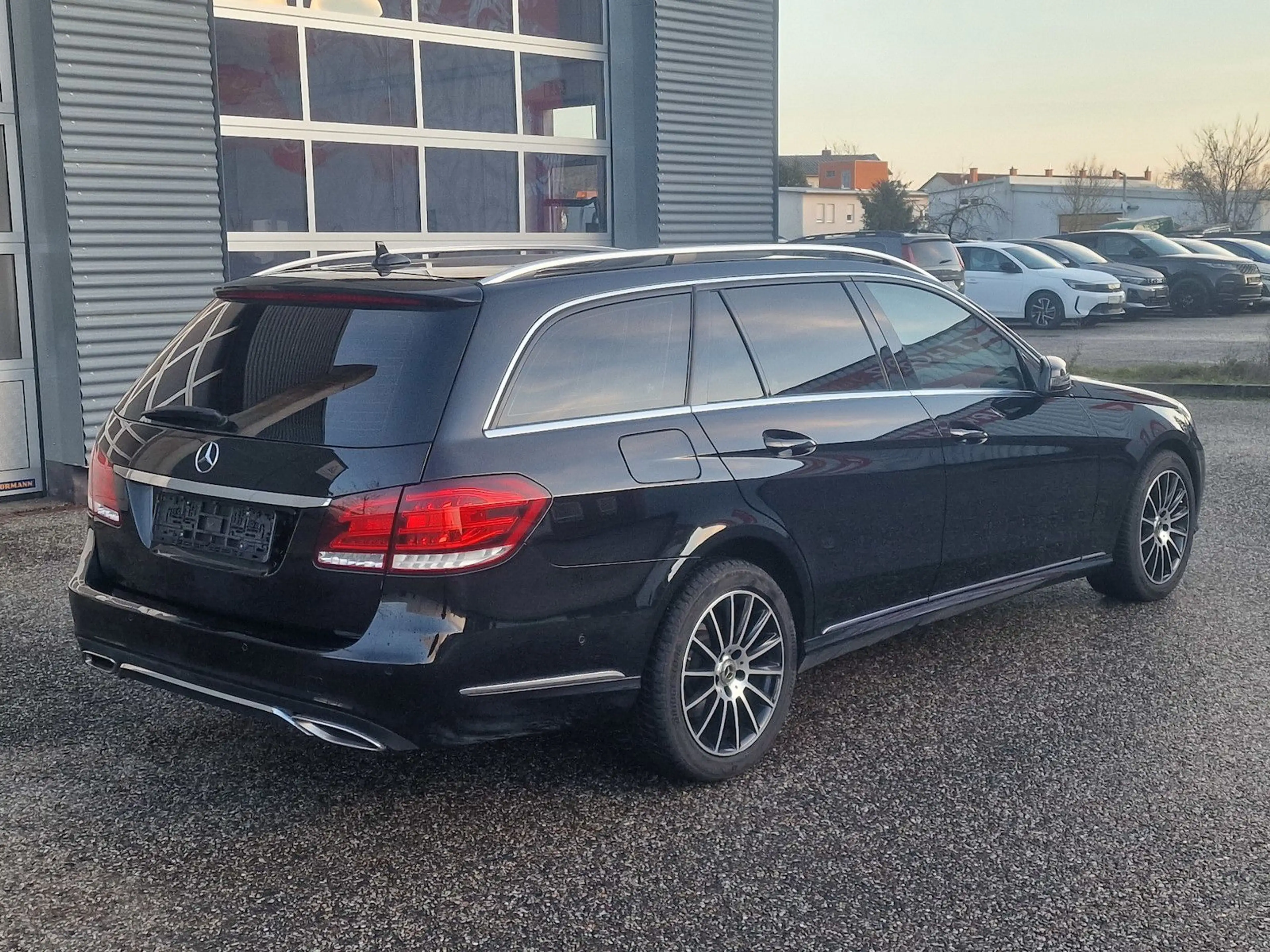 Mercedes-Benz E 250 CDI 4Matic NAVI XENON — photo 5