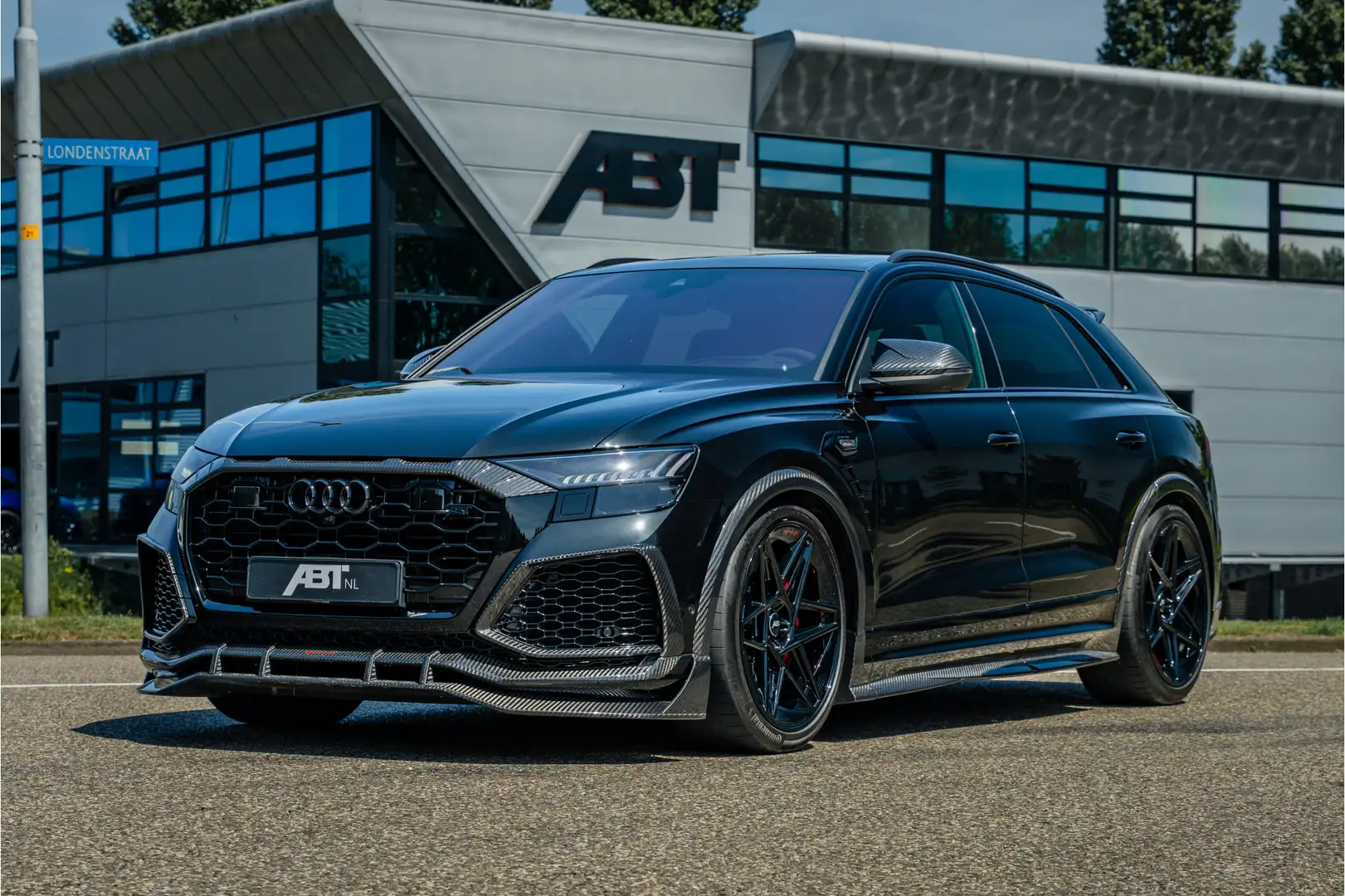 Audi RS Q8 RSQ8 ABT RSQ8 Signature Edition 77/96 | 800PK | Fu Zwart - 1