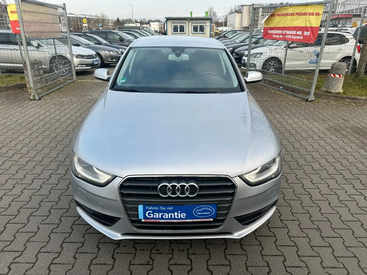 Audi A4 2.0TDI Ambiente*MMI-NAVI*Bi.XEN*ACC*6.G*MFL** Plateado - 2