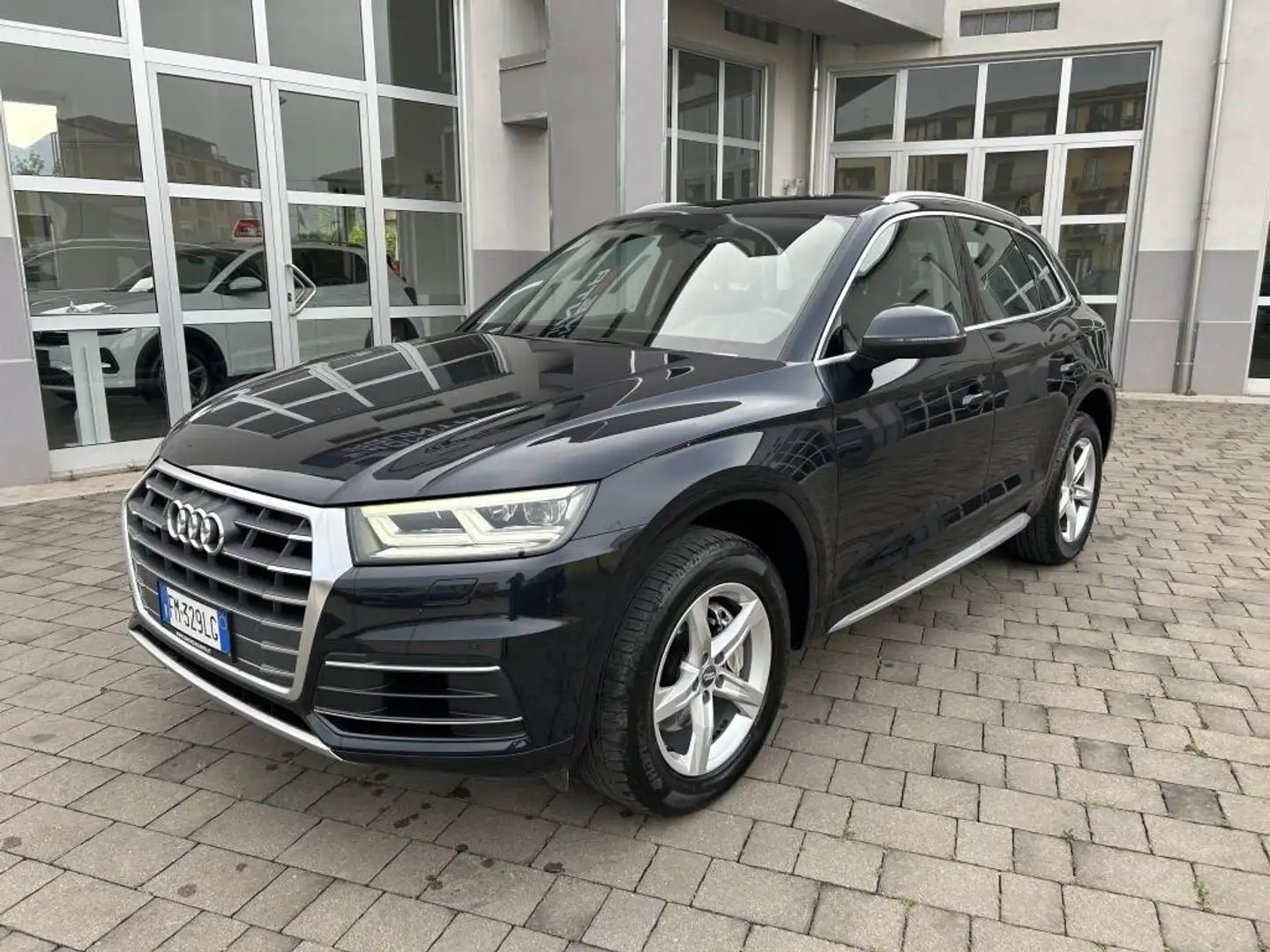 Audi Q5 2.0 TDI 190 CV quattro S tronic Business Sport Nero - 1