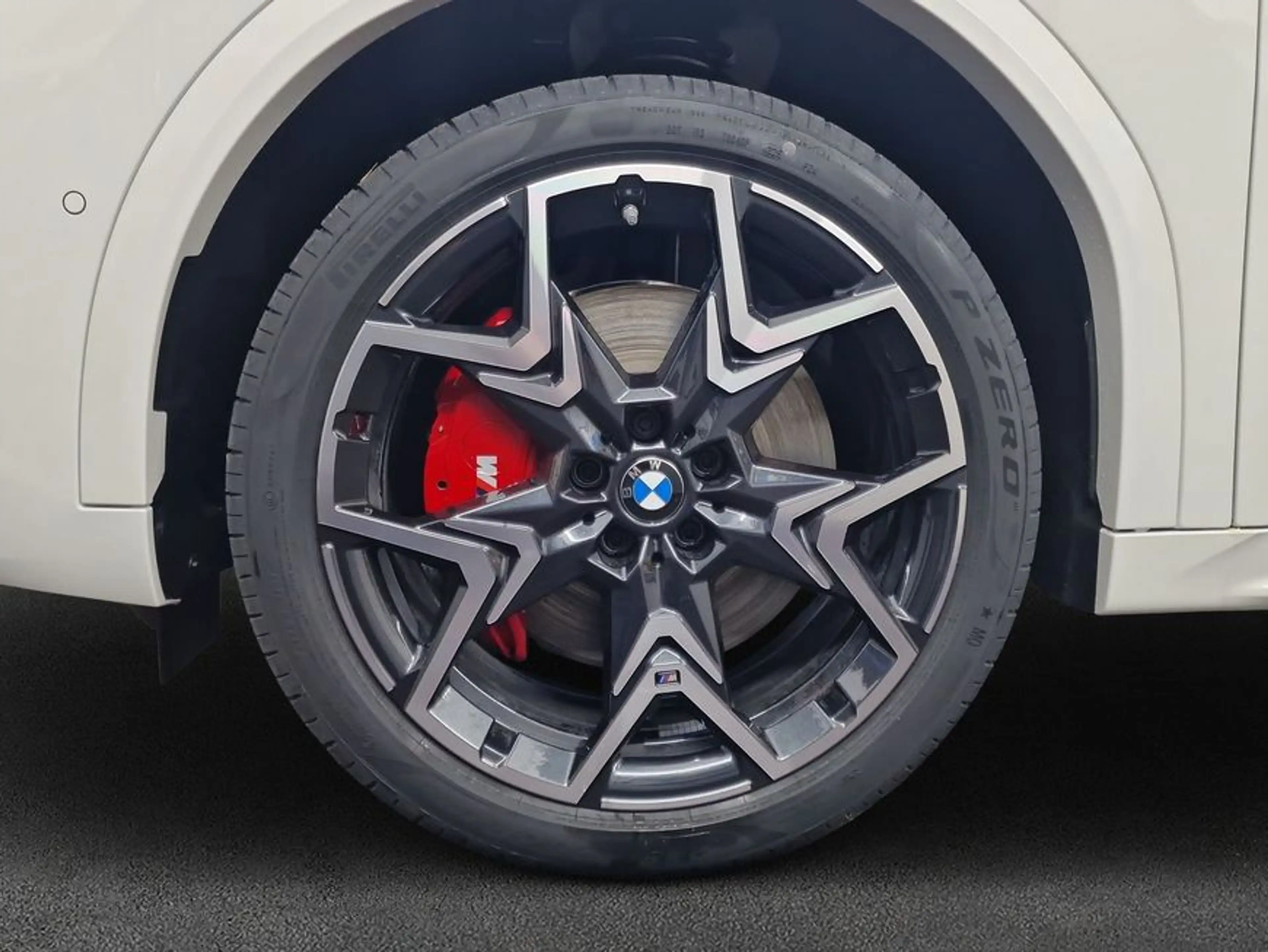 BMW iX2 xDrive30 225 kW, 5-türig (Strom) — photo 8