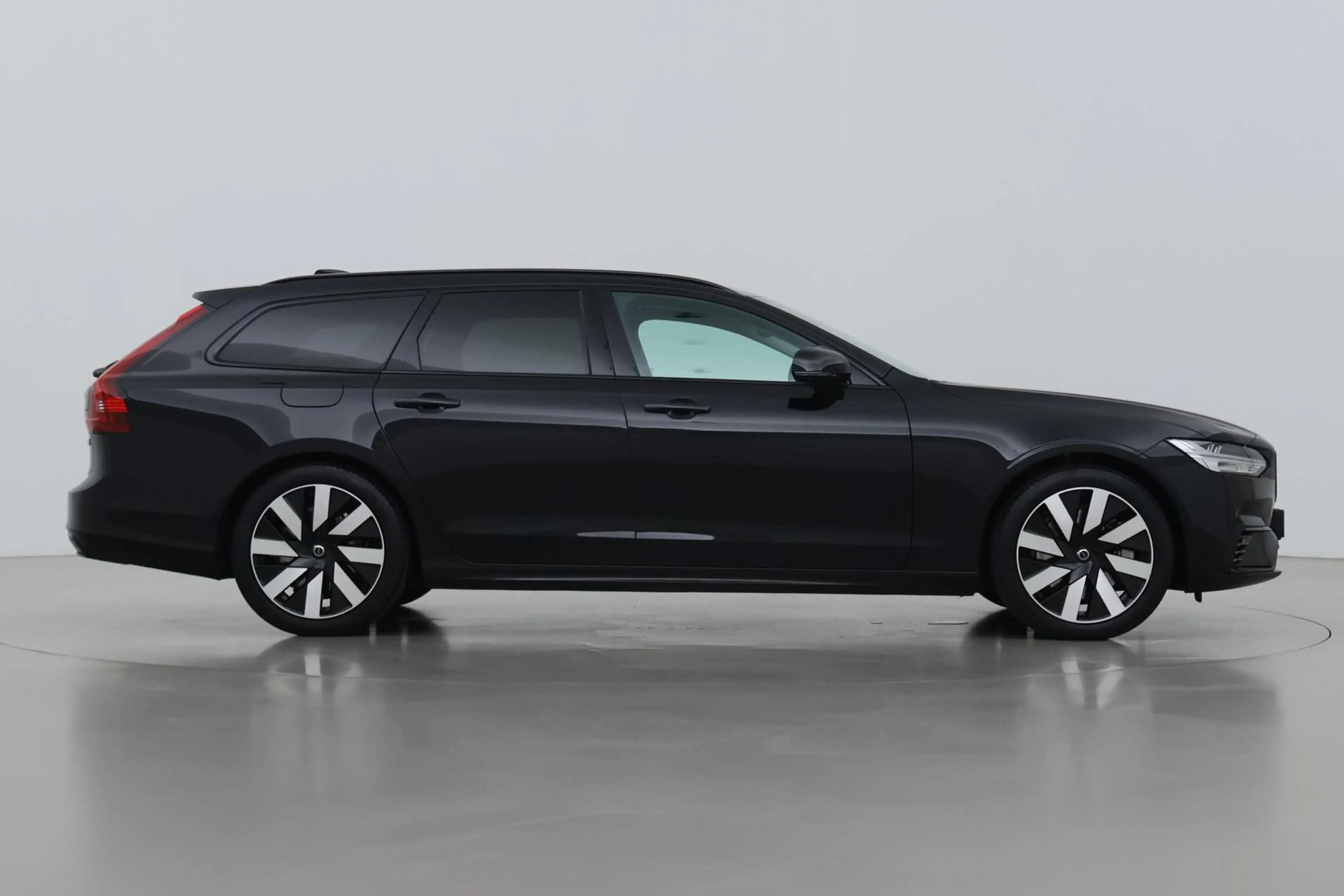 Volvo V90 T8 Plug-in hybrid Plus Dark | ACC | 360° Camera | — photo 10