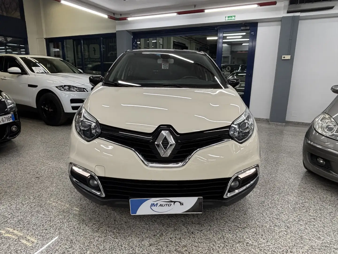 Renault Captur 1.5 dci Intens (energy r-link) 90cv edc E6 Beige - 1