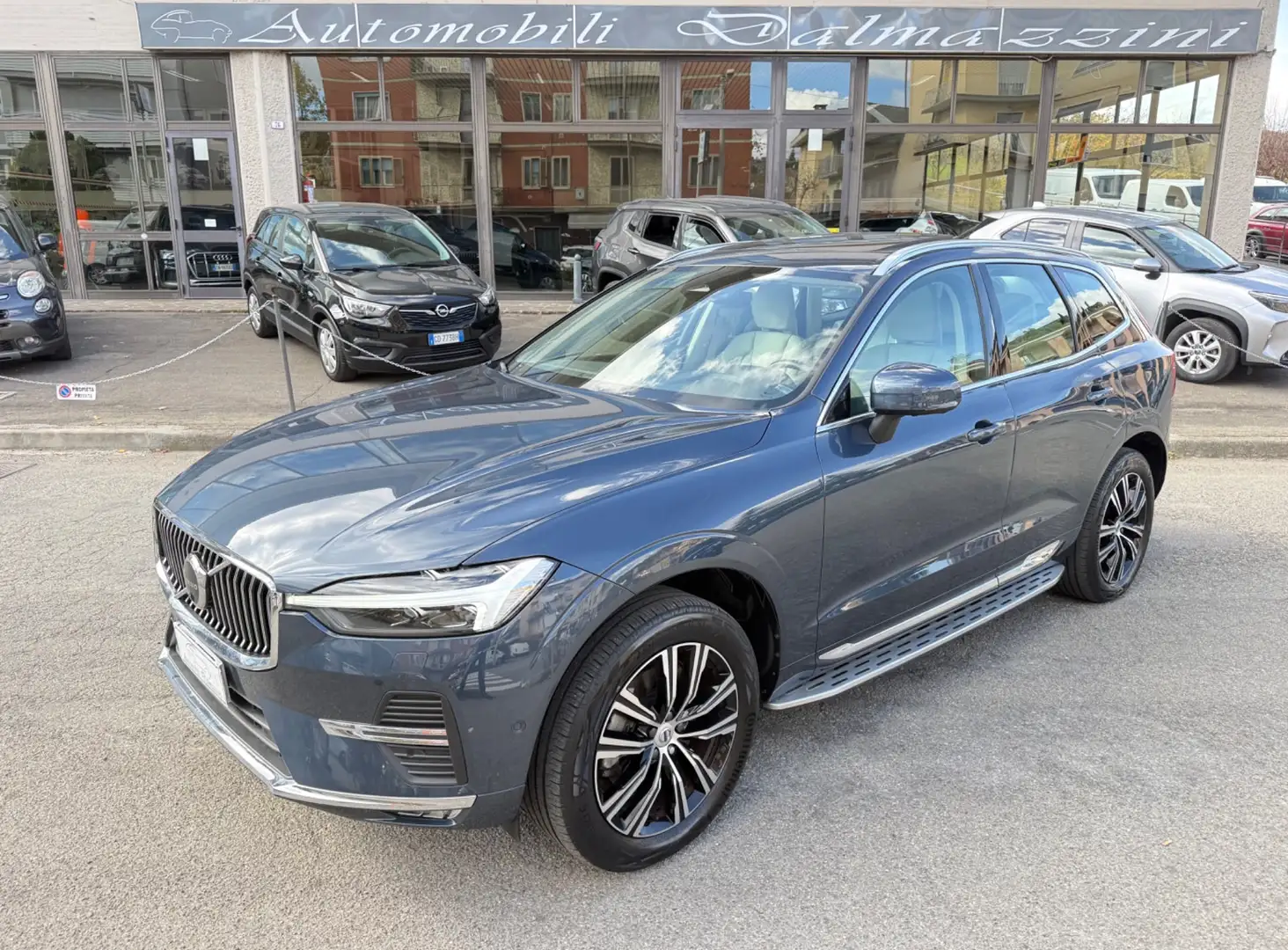 Volvo XC60 XC60 B5 AWD Iscription mild hybrid Blu/Azzurro - 1