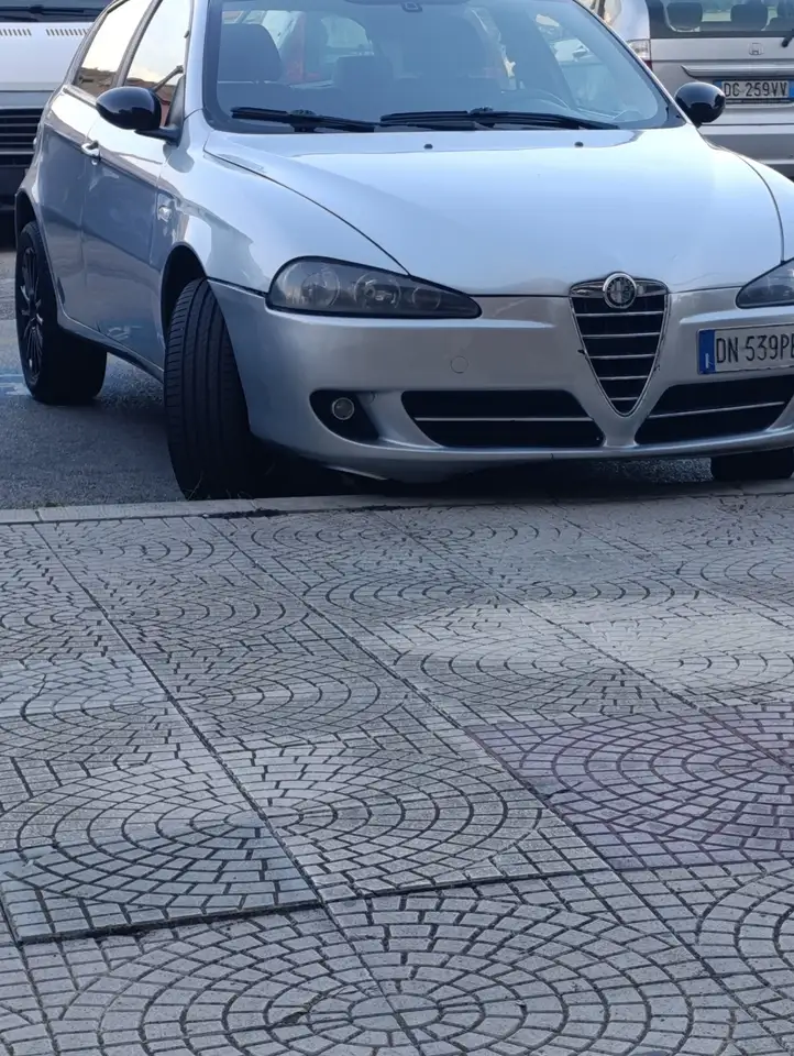 Alfa Romeo 147