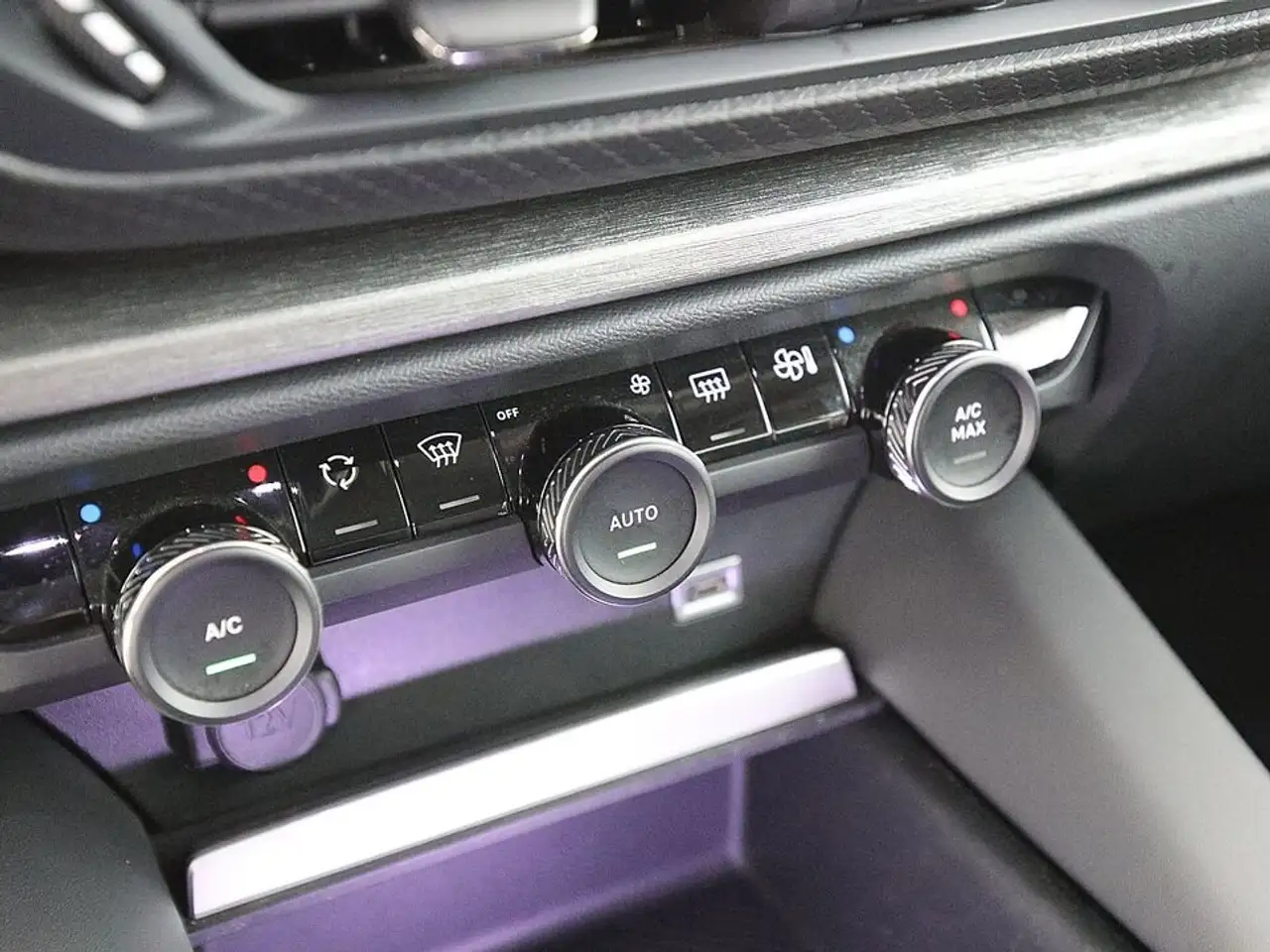 Citroen C5 X 1.2 PureTech 130 Feel Aut LED NAV TEMP R-CAM 16