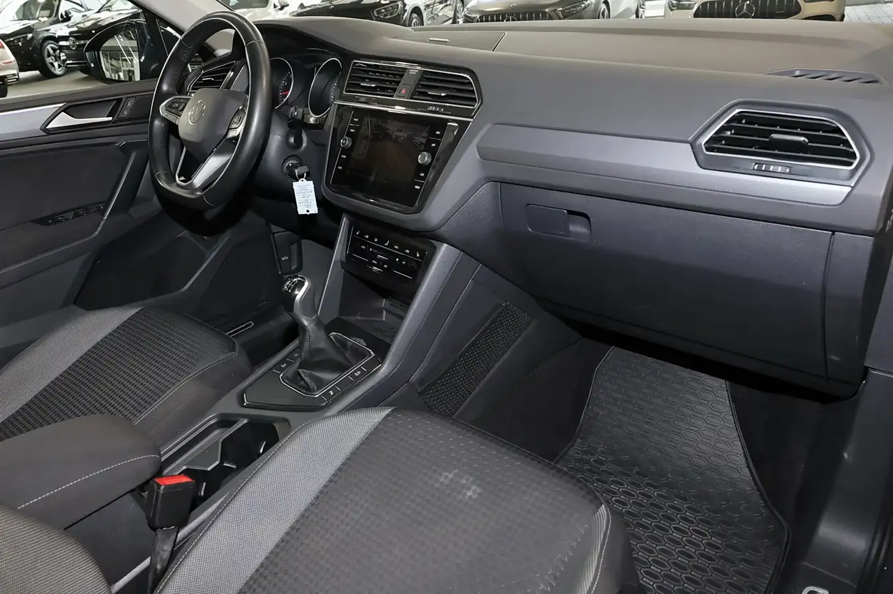 Volkswagen Tiguan Active DISTRONIC+CARPLAY+SPURHALTE+LED+18 7