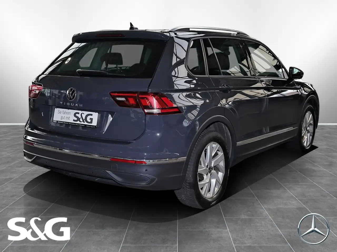 Volkswagen Tiguan Active DISTRONIC+CARPLAY+SPURHALTE+LED+18 2